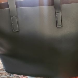Hunter Green open tote